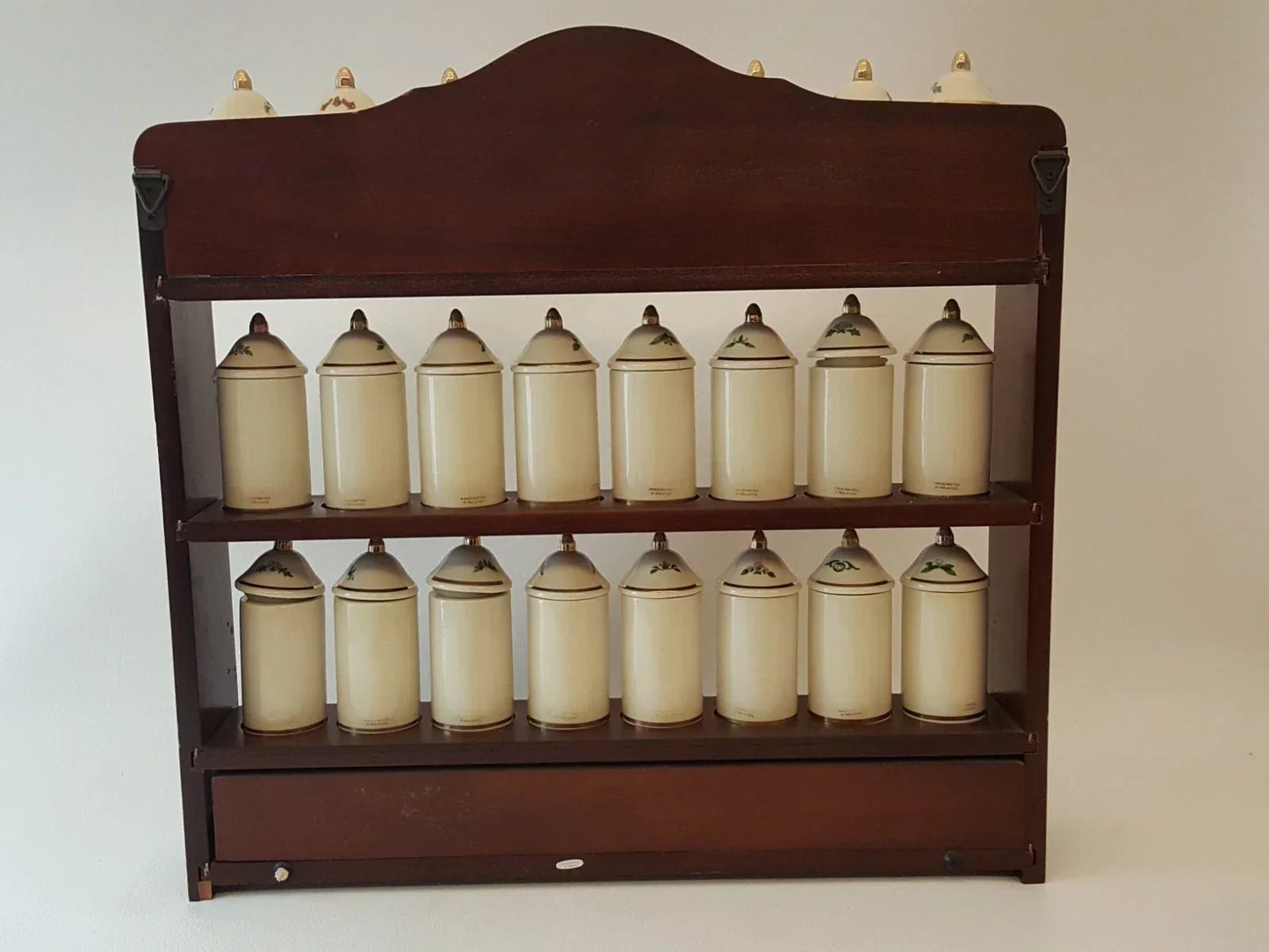 Vintage 1992 Lenox Spice Garden spice rack with spice jars